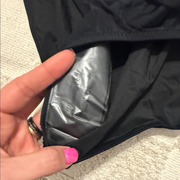 Blooming Jelly Women's Swimwear Set - Picture 6 of 9